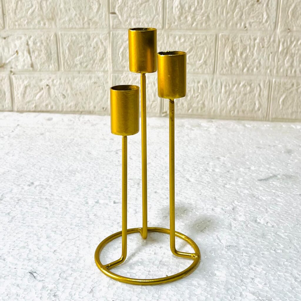 Elegant Metal Candle Holder Stand - Decorative Tabletop Centerpiece for Home Decor